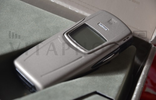 Nokia 8910 серый